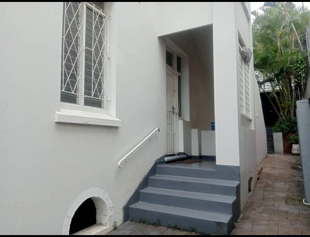 3 BEDROOM MAISONETTE FOR SALE IN WINDERMERE